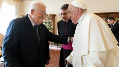 Vaticano: Papa recebeu presidente da Palestina