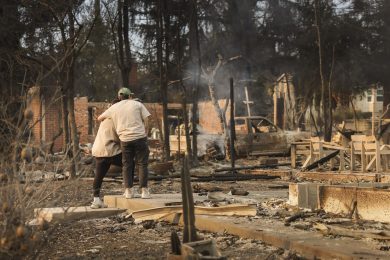 EUA: Arcebispo de Los Angeles apela à solidariedade com vítimas de incêndios