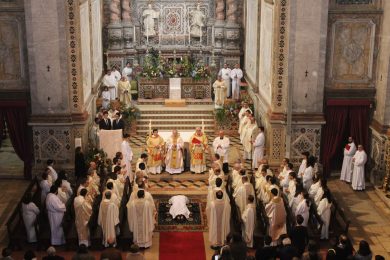 Santarém: Bispo preside a ordenação diaconal, assinalando que acontece em «ano especial para a diocese e Igreja»