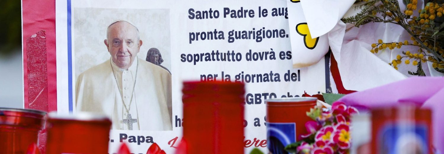 Vaticano: Papa permanece estável, sem previsão para alta