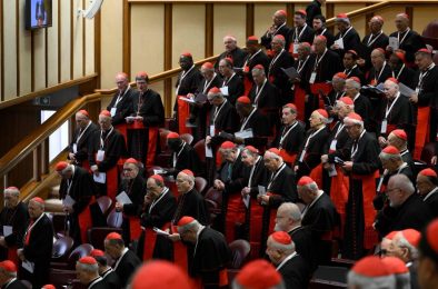 Vaticano: Cardeais agradecem participação de líderes religiosos e responsáveis políticos no funeral do Papa