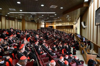 Conclave: Cardeais esclarecem questões sobre número de eleitores