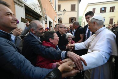 Leão XIV: Papa fez primeira saída do Vaticano, para visitar Santuário mariano (c/fotos e vídeo)