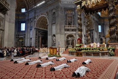 Santa Sé: «Juntos, reconstruiremos a credibilidade de uma Igreja ferida» - Leão XIV