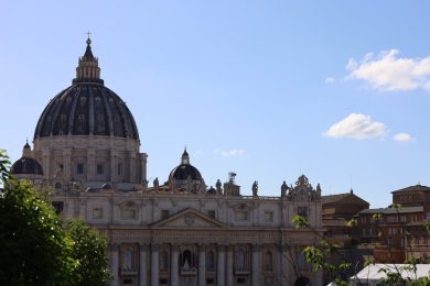 Igreja: Processo disciplinar ao bispo português D. Carlos Azevedo instaurado no Vaticano