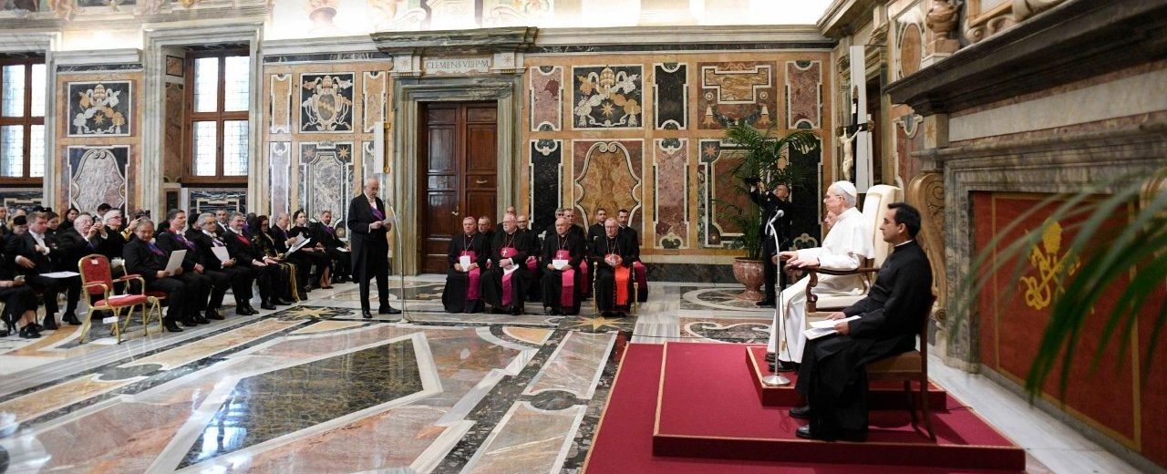 Vaticano: Papa denuncia «desequilíbrios e injustiças» globais e apela ao acolhimento dos migrantes
