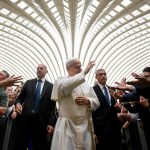 Vaticano: Papa denuncia «massacres de tantas vidas jovens» em cenários de guerra na Ucrânia e Médio Oriente
