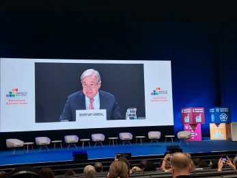 Desenvolvimento: Organizações portuguesas apresentam recomendações estratégicas para financiamento mais justo e combate à pobreza em conferência da ONU