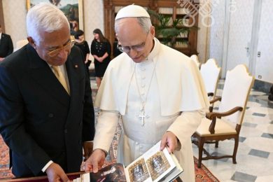 Vaticano: Papa recebeu António Costa
