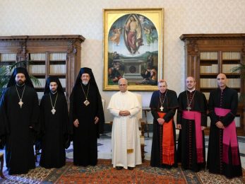 Leão XIV: Papa afirma «compromisso com diálogo» e abertura para «unidade plena e visível» com Patriarcado Ecuménico de Constantinopla