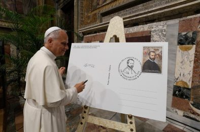 Vaticano: Papa sublinha importância da música na liturgia