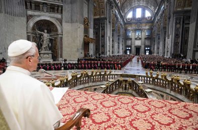 Vaticano: Papa define «perfil» do padre do futuro, para uma «Igreja aberta e em saída missionária»