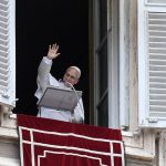 Vaticano: Papa convida católicos a ser «portadores de comunhão e de paz»