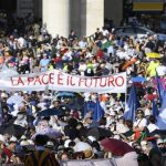 Vaticano: Papa denuncia preconceitos, nacionalismos e violência contra mulheres