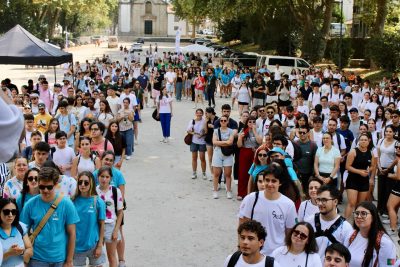 Braga: Arcebispo pede a jovens e acólitos para «arregaçarem as mangas» e serem portadores de paz