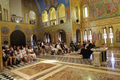Jubileu: D. Américo Aguiar encontrou-se com peregrinos da Ucrânia (c/fotos)