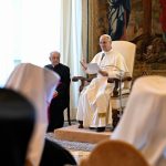 Vaticano: Papa lamentou «guerra sem sentido» na Ucrânia e reza para que «a paz regresse o mais rapidamente»
