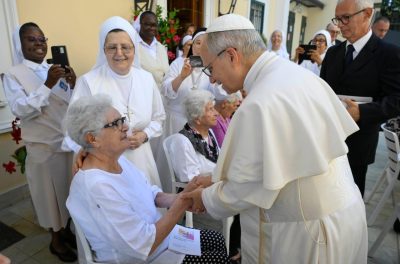 Castel Gandolfo: Papa visitou lar de idosas, e pediu que «continuem a ser testemunho de oração, de fé»