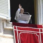 Vaticano: Papa pede compromisso de fé que supere mero «rótulo exterior»