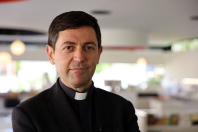 Sociedade: «Hoje há um mundo que fabrica pobres» - D. Nélio Pita