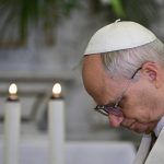 Igreja: Papa denuncia exploração de povos «saqueados» pela guerra e por economia que «condena» à pobreza
