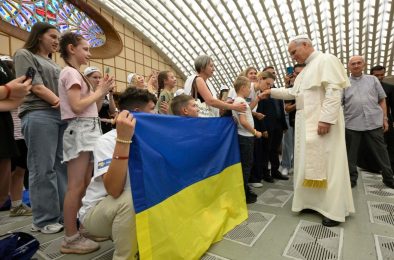Vaticano: Papa cumprimentou participantes em campo de férias, incluindo crianças da Ucrânia