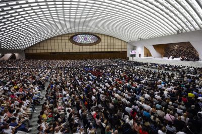 Vaticano: Papa convoca dia de oração e jejum pela paz na terra que «continua ferida por guerras»