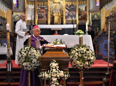 Madeira: Bispo do Funchal agradece ministério episcopal de D. Teodoro de Faria na diocese e «ao serviço das comunidades portuguesas na diáspora»