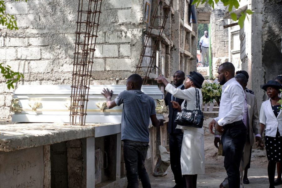 Vaticano: Papa alerta para crise no Haiti e defende «rejeição da guerra como forma de resolver conflitos»