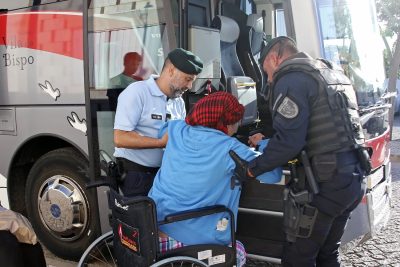 Portugal: «Tratamento humano» dado aos imigrantes irregulares deve contagiar a população