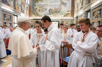 Vaticano: «A celebração da Missa salva-nos hoje! Ela salva o mundo» - Leão XIV