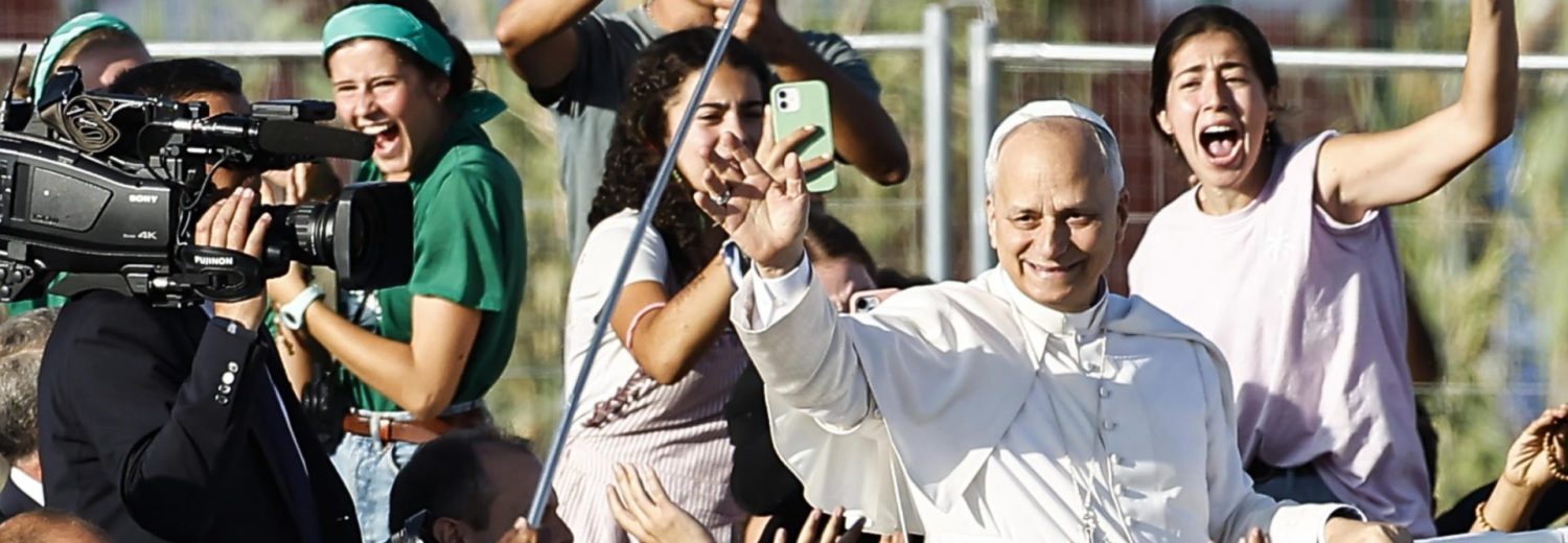 Vaticano: «Não sigais aqueles que usam as palavras da fé para dividir!», pede o Papa aos jovens