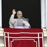 Vaticano: Papa alerta para «culto separado da vida»