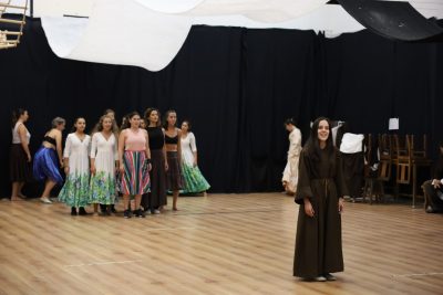 Igreja/Cultura: Musical retrata a vida de Santa Teresinha do Menino Jesus, que «só quis ser pequenina» (c/fotos)