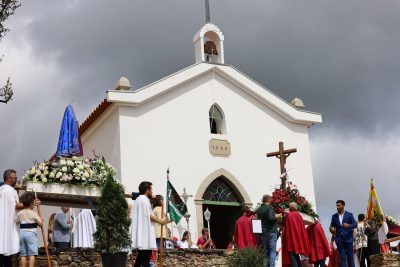 Gondomar: Capela destruída pelas chamas, há um ano, reaberta ao público no dia da festa anual