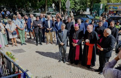 Lisboa: Cardeal Pietro Parolin homenageou as vítimas do elevador da Glória