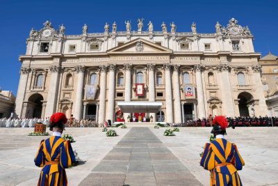 Vaticano: Papa apresenta novos santos como exemplo de dedicação a Deus e aos pobres