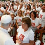 Vaticano: Papa exorta a atitude de acolhimento numa sociedade onde o «isolamento é dramático»