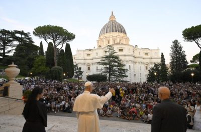 Vaticano: Papa participou em encontro anual das famílias de funcionários do Estado