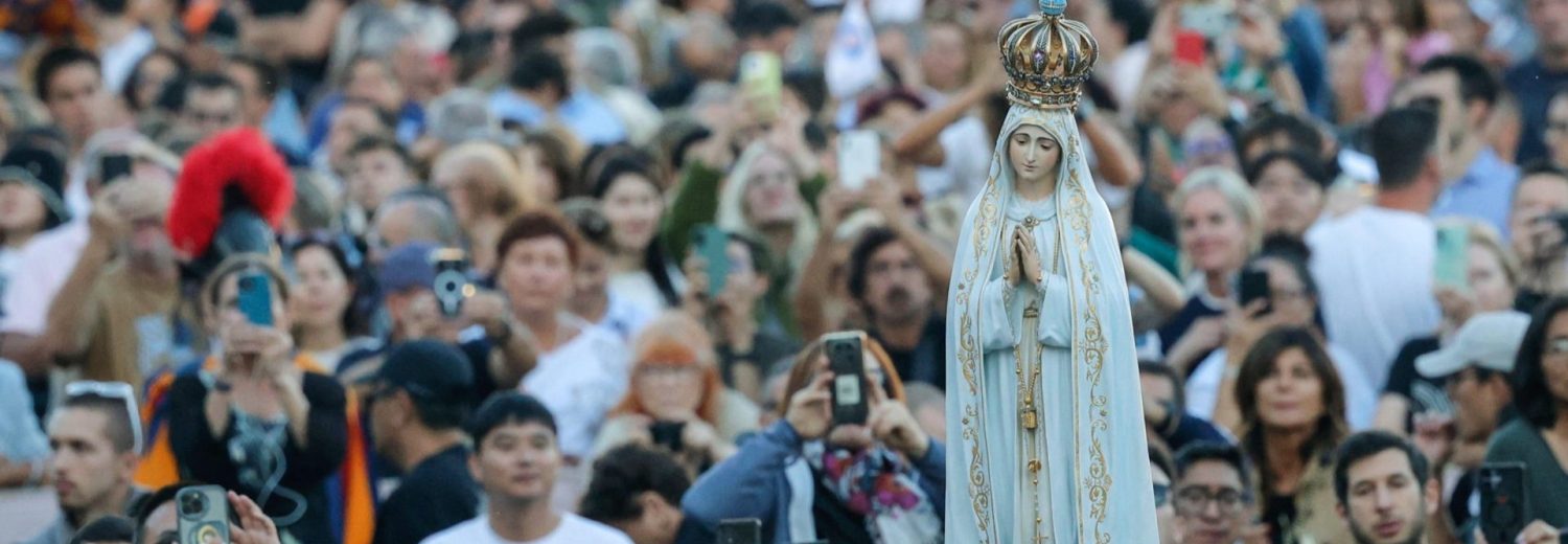 Vaticano: Papa ofereceu Rosa de Ouro a Nossa Senhora de Fátima