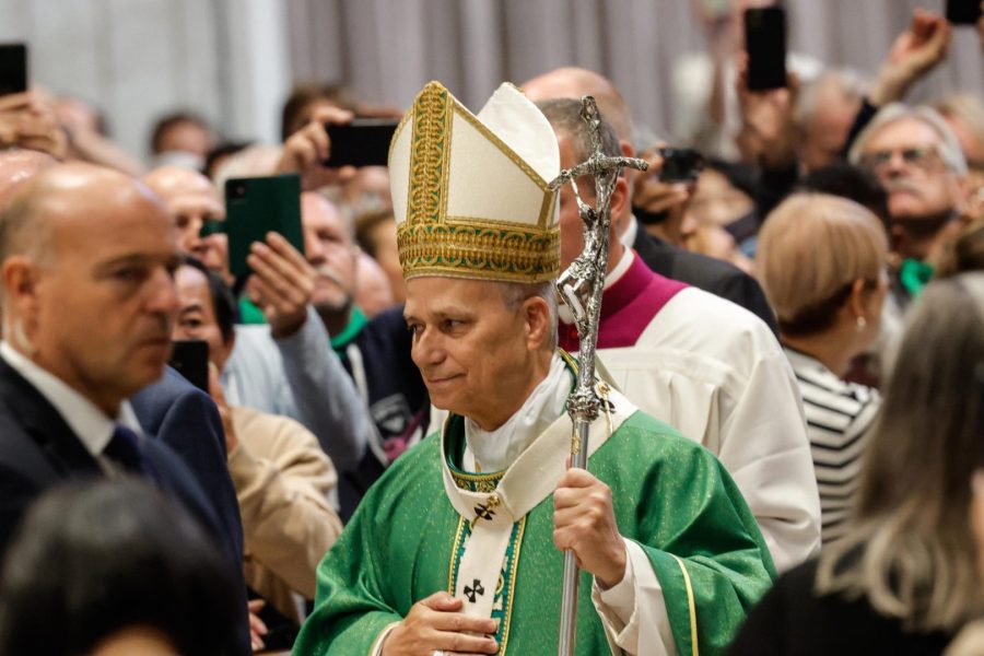 Vaticano: Papa assume «tensões» na Igreja e pede fim de «oposições ideológicas e polarizações prejudiciais»