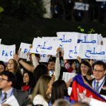 Vaticano: Papa desafia líderes religiosos a quebrar «correntes do preconceito, da raiva e do ódio»