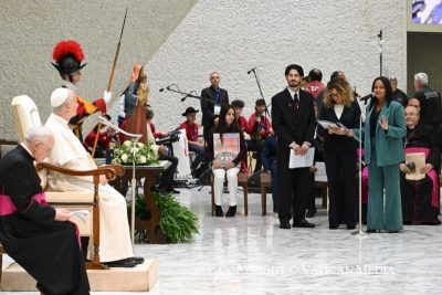 Pastoral dos Ciganos: «Sejam protagonistas da mudança de época em curso», «superando a desconfiança mútua, dando a conhecer a beleza da vossa cultura» - Leão XIV