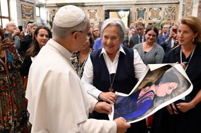 Vaticano: Papa pede «políticas de reconciliação» para migrantes e refugiados