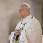 Vaticano: Papa alerta para onda de violência em Mianmar