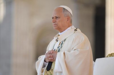 Vaticano: Papa alerta para onda de violência em Mianmar