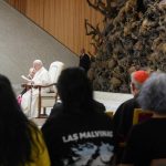 Vaticano: Leão XIV assume como prioridade a defesa dos pobres e dos migrantes, na ação da Igreja