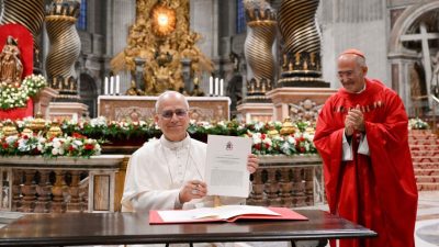 Educação: Leão XIV alerta para «eficientismo sem alma» e pede renovação no tempo da inteligência artificial