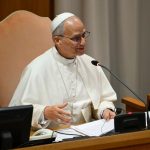 Vaticano: Papa reforça críticas a «sistema económico movido pelo lucro», que ignora dignidade humana