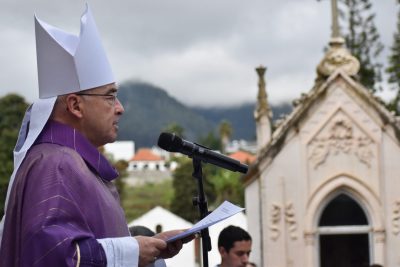 Madeira: Bispo do Funchal celebra Eucaristia no cemitério de São Martinho, destacando impacto do encontro com Jesus ressuscitado